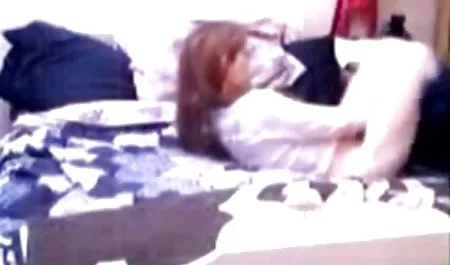 مادر بلوند پدربزرگ عکس سک30 خارجی پیر خود را سرگرم می کند