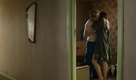 دختر با رنگ قرمز عاشق است کیرتوکس خفن