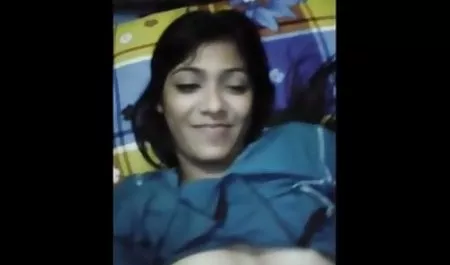 نوک سینه های با تجربه فیلم آمیزشی خارجی توانایی های جنسی خود را اثبات می کنند