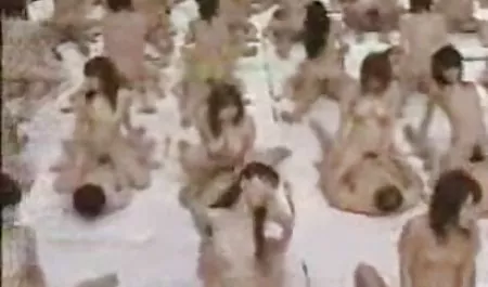 دختران سکسی خود را سرگرم عکسهای سکسی سوپر خارجی می کنند