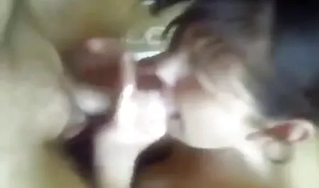 سبزه داغ اروپایی عکسهای سوپرسکسی خارجی توسط یک مسافر گرفتار می شود