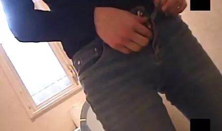 رایلی نیکسون با فیلم سکس خارجی در اینستاگرام دوست پدرش تمرین کرد