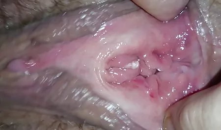 بلوند جلوی آینه ظاهر می شود عکس سگسی خارجی