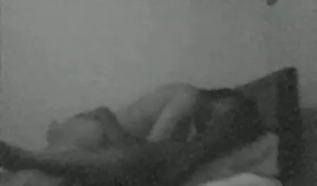 سلنا سانتانا در صندلی عقب یک ماشین به دام افتاده است تصاویرسکسی خارجی جدید