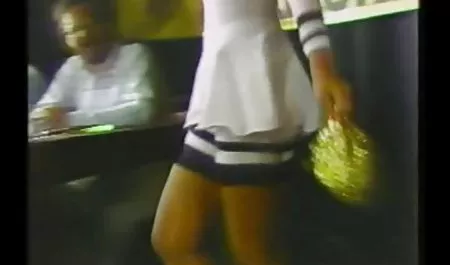 سبزه خودش را با یک کیرمس وحشیانه جلب می کند فیلم سکسک خارجی