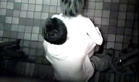 این زوج عاشقانه در اتاق عکس های سکسی متحرک خارجی خواب دوران سختی را سپری می کنند