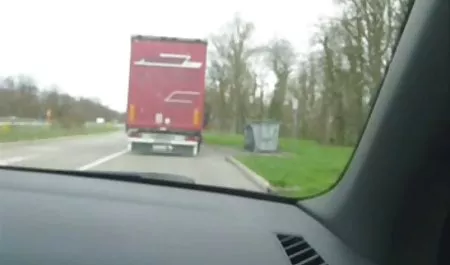 دختر سکسی جدیدترین فیلم سکس خارجی Busty در شورت صورتی