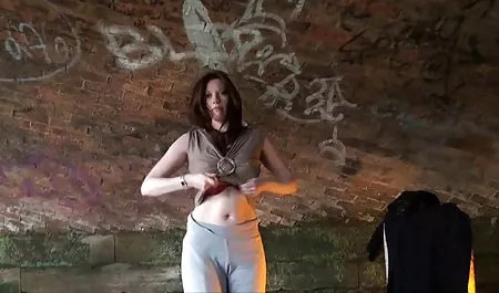 کریستن کورتنی با سه پسر آشنا می شود عکس سکسی جدید خارجی