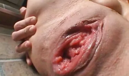 لزبین داغ روی مبل سیاه عکس سکسی خفن خارجی