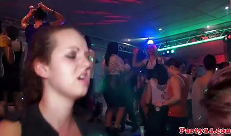 جادا استیونس از فلفل پرشور لاتین لذت می برد دانلودعکسهای سکس خارجی