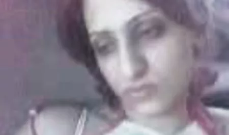 بیدمشک سوپر فیلم سکس خارجی منتظر ماساژ بود